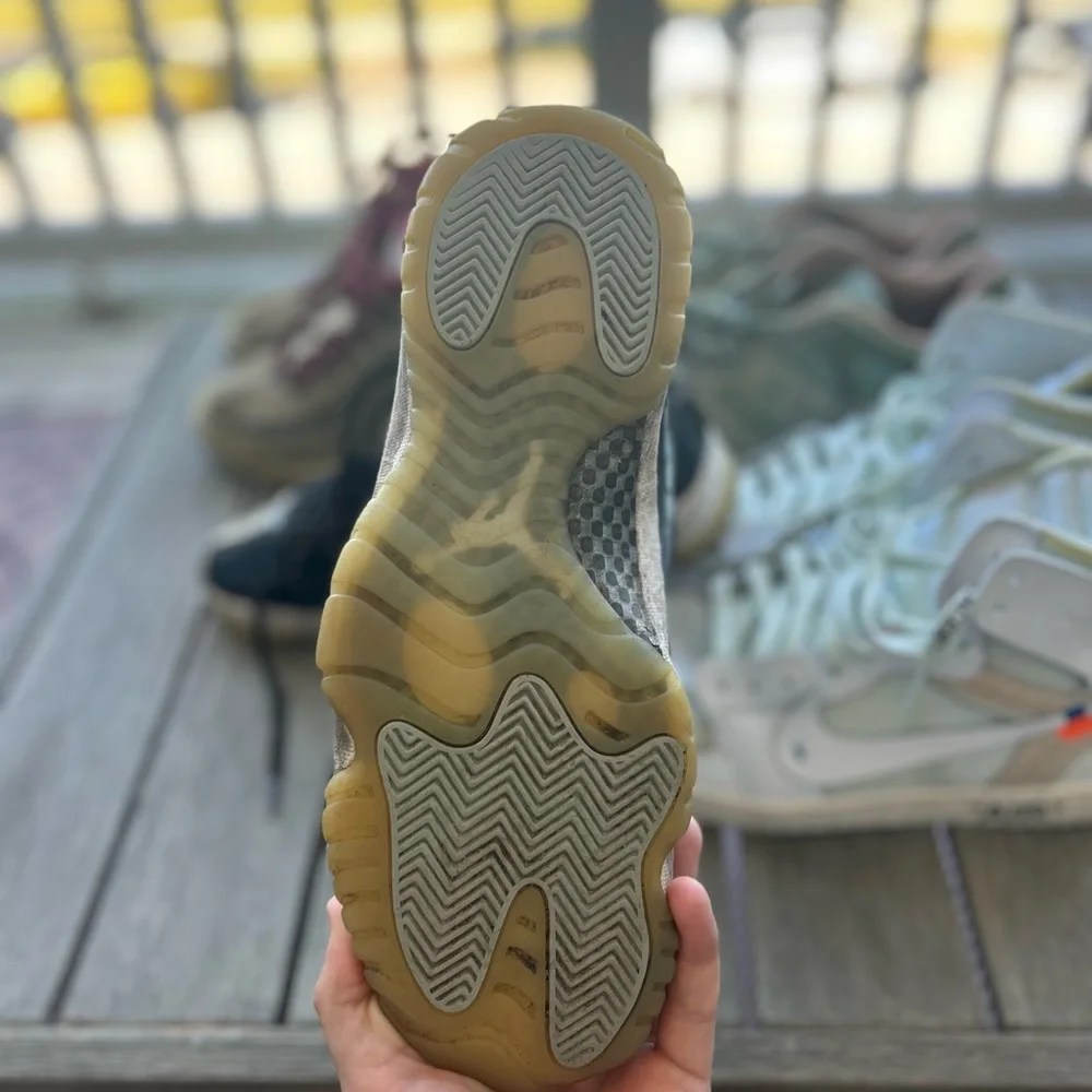 Size 10.5M Bundle* See Description - Picture 3 of 9